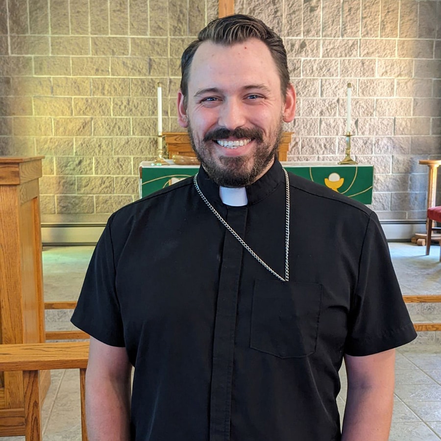 Pastor Ruther Meet Our Staff - Redeemer Lutheran School